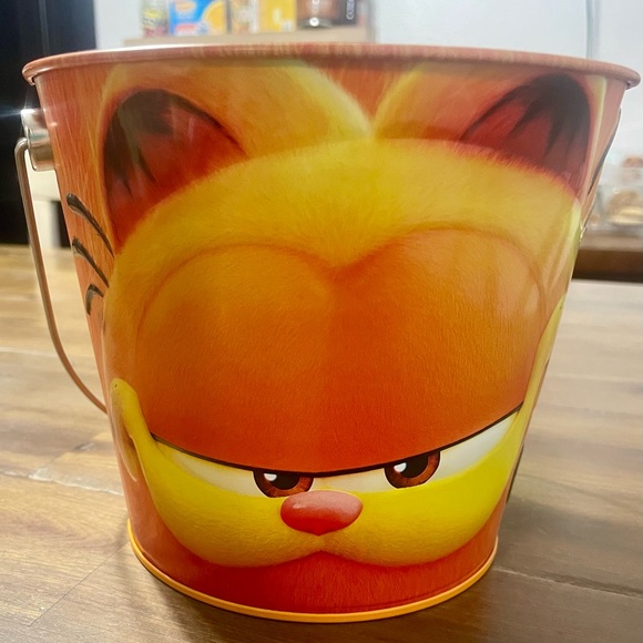 Garfield - Picture 5 of 12